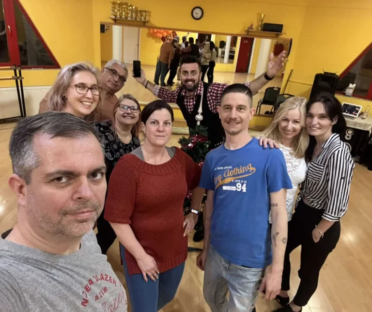 Karácsonyi parti a JoyDance stúdióban