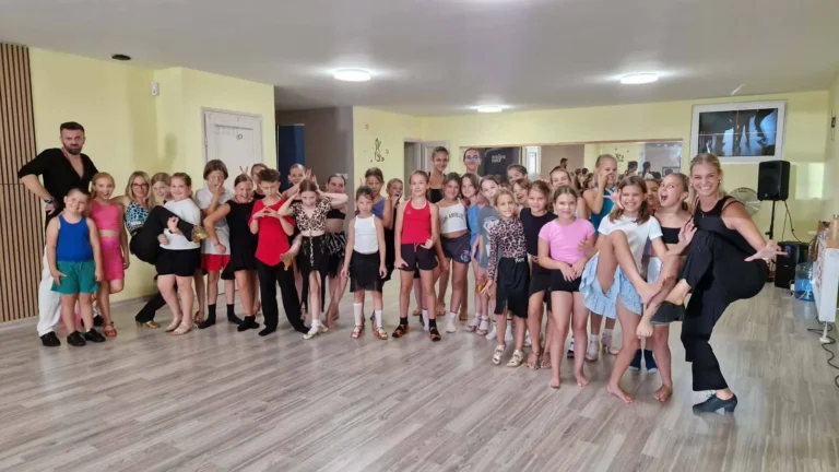 Nyári tábor — JoyDance TSE