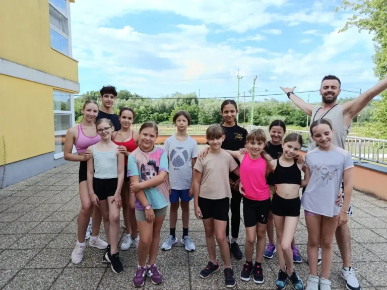 Nyári tábor — JoyDance TSE